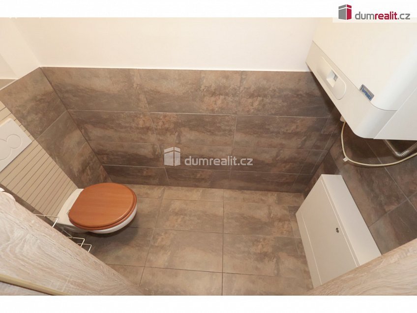 Pronájem bytu 3+kk 67 m^2 P. Bezruče, Neratovice 