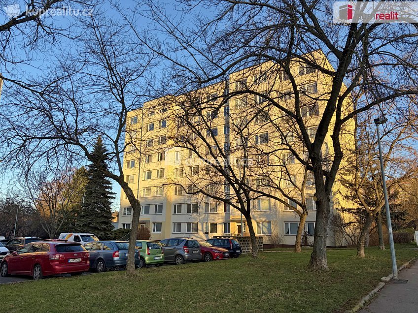 Prodej bytu 2+kk 45 m^2 Kostřínská, Praha 8 