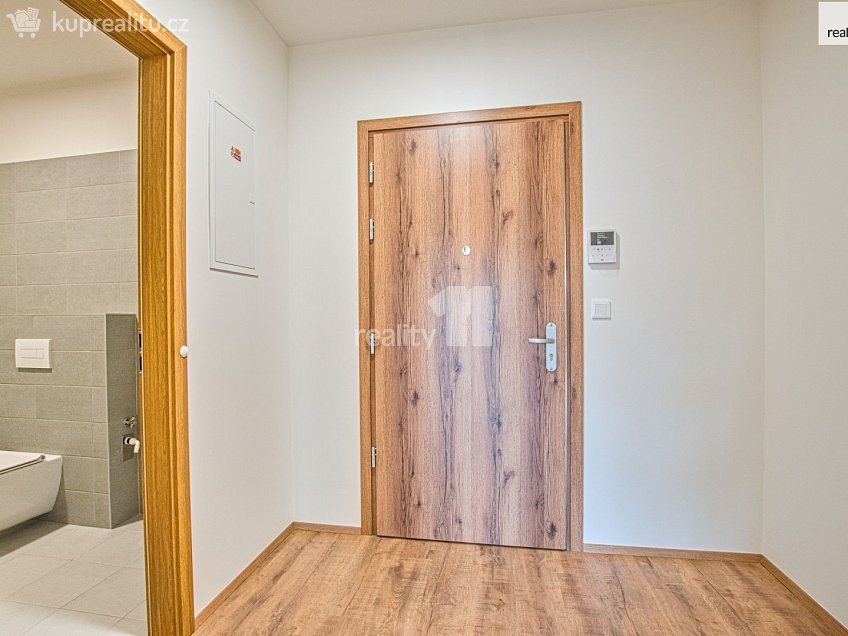 Prodej bytu 1+kk 40 m^2 Tovární, Liberec 