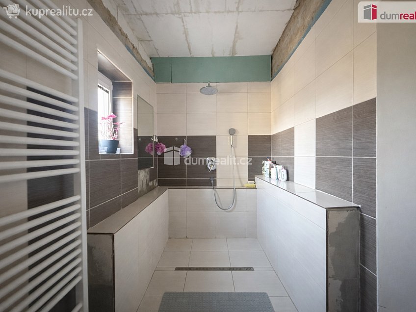 Prodej  rodinného domu 380 m^2 Chabařovice, Chabařovice 