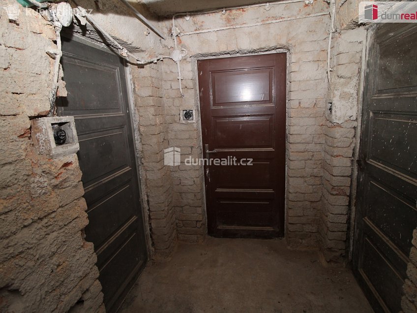 Prodej bytu 2+1 82 m^2 Na Průhonu, Mariánské Lázně 