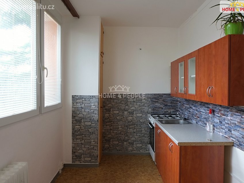 Pronájem bytu 1+1 35 m^2 Slavíčkova, Brno 