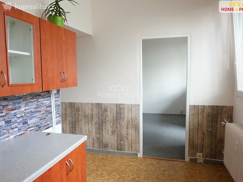 Pronájem bytu 1+1 35 m^2 Slavíčkova, Brno 