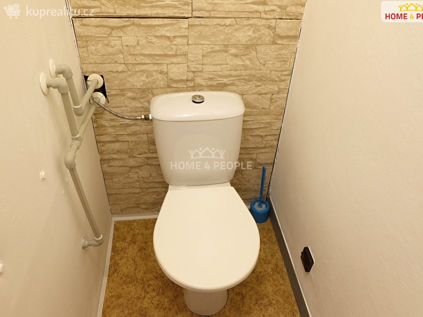 Pronájem bytu 1+1 35 m^2 Slavíčkova, Brno 