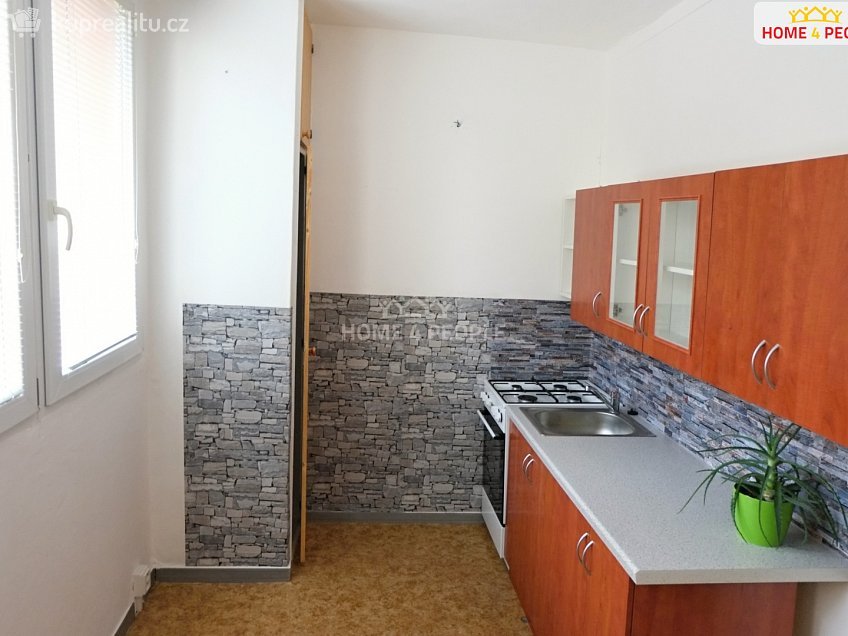 Pronájem bytu 1+1 35 m^2 Slavíčkova, Brno 