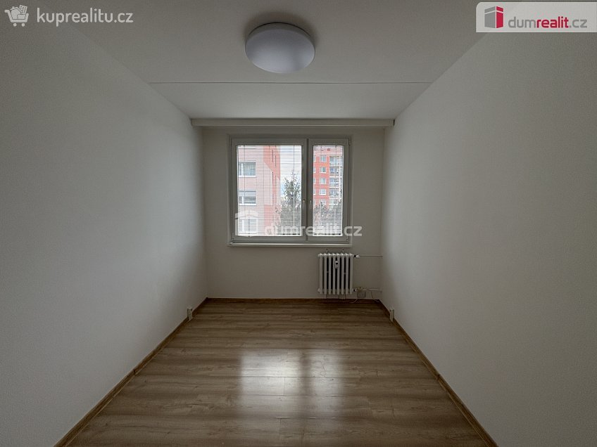 Pronájem bytu 3+1 62 m^2 Manželů Dostálových, Praha 14 