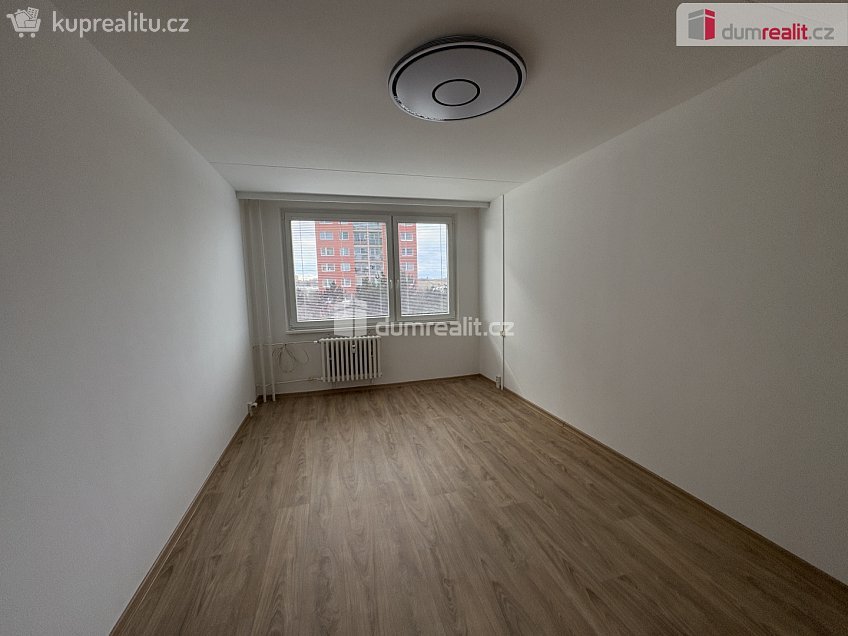 Pronájem bytu 3+1 62 m^2 Manželů Dostálových, Praha 14 