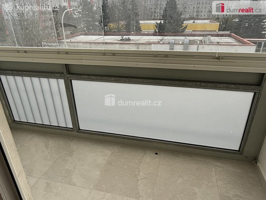 Pronájem bytu 3+kk 70 m^2 Angelovova, Praha 12 