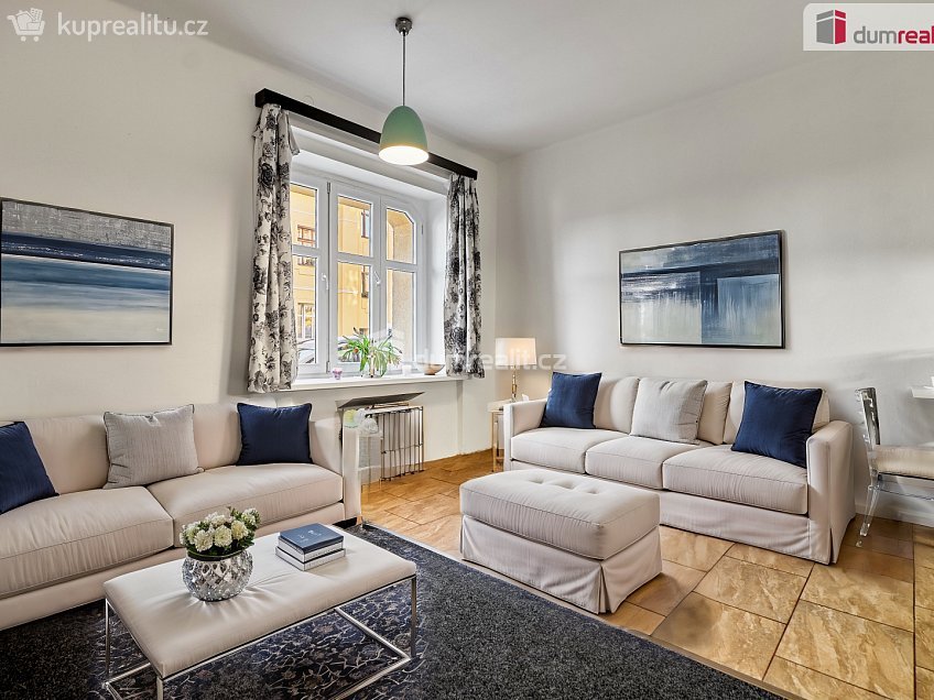 Pronájem bytu 1+kk 21 m^2 Emy Destinové, Ústí nad Labem 