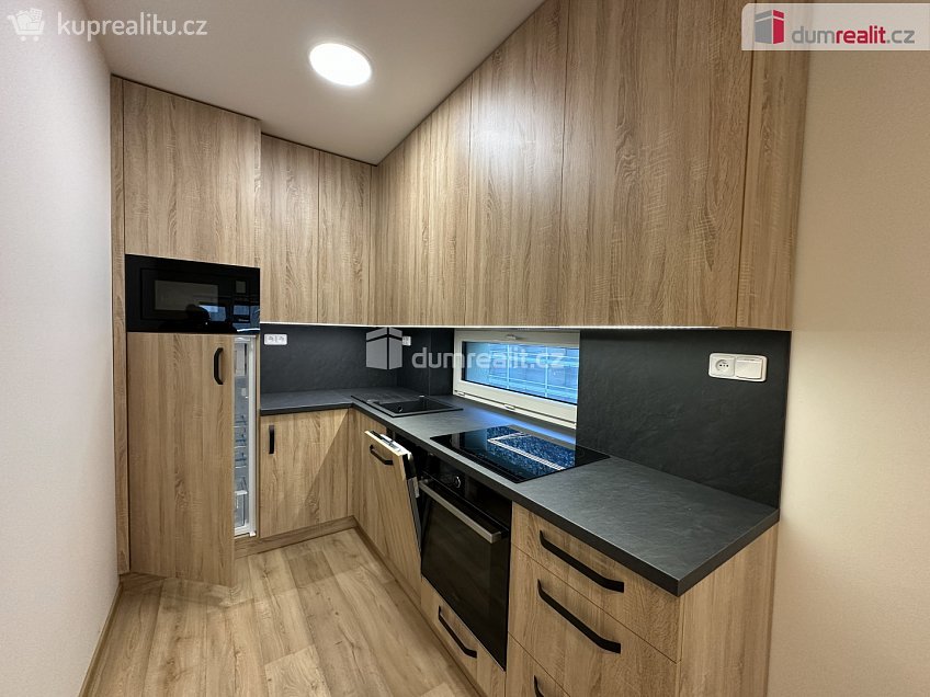 Pronájem  rodinného domu 52 m^2 Žarošice, Žarošice 