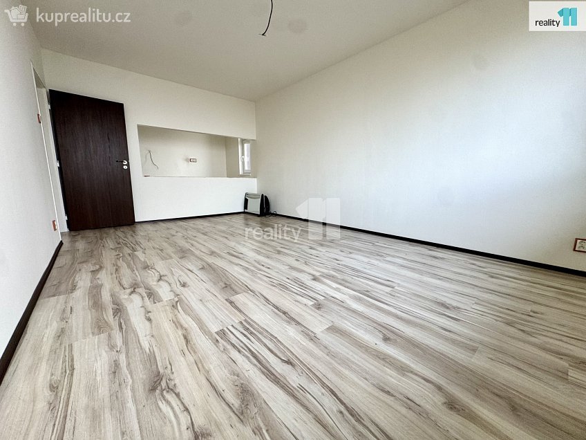 Prodej  rodinného domu 500 m^2 Kořenov, Kořenov 