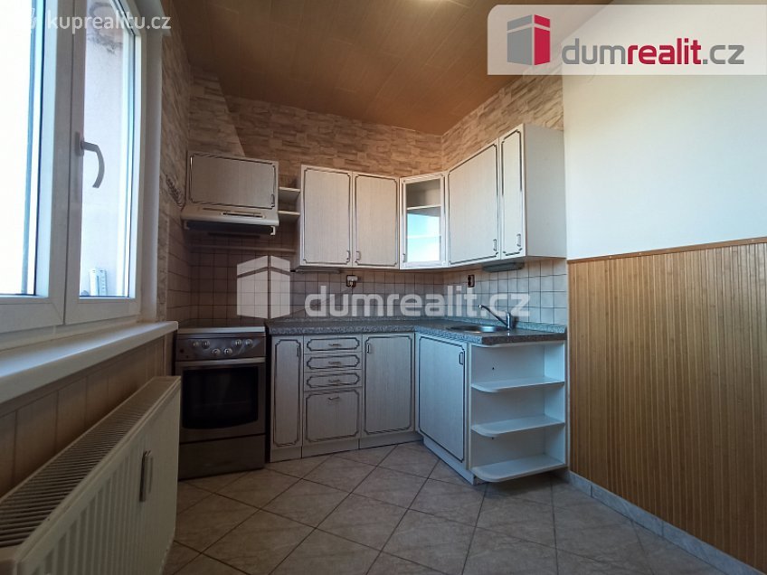 Pronájem bytu 2+1 56 m^2 Severní, Ostrov 