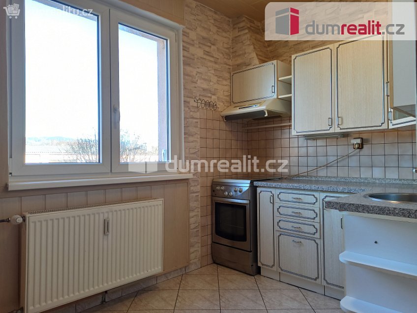 Pronájem bytu 2+1 56 m^2 Severní, Ostrov 