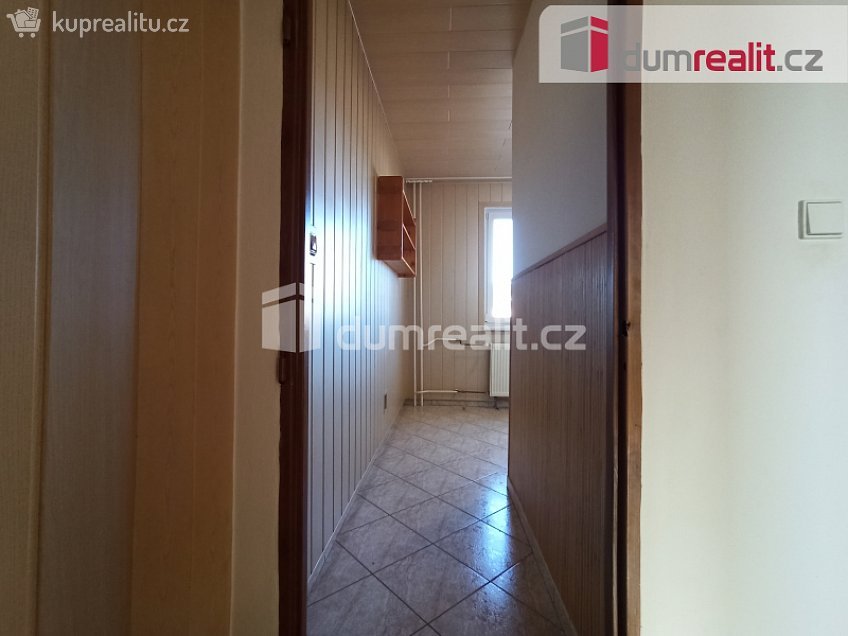 Pronájem bytu 2+1 56 m^2 Severní, Ostrov 