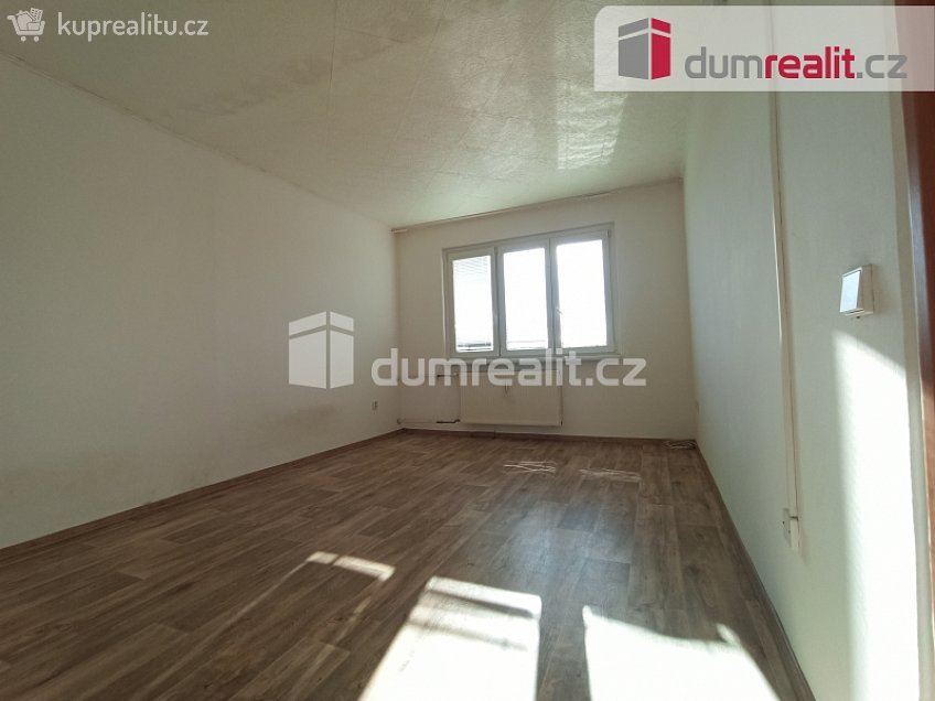 Pronájem bytu 2+1 56 m^2 Severní, Ostrov 