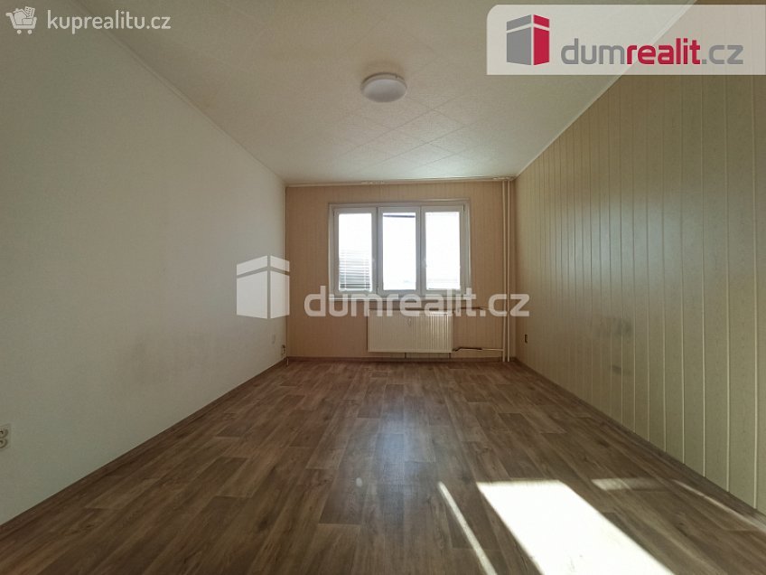 Pronájem bytu 2+1 56 m^2 Severní, Ostrov 