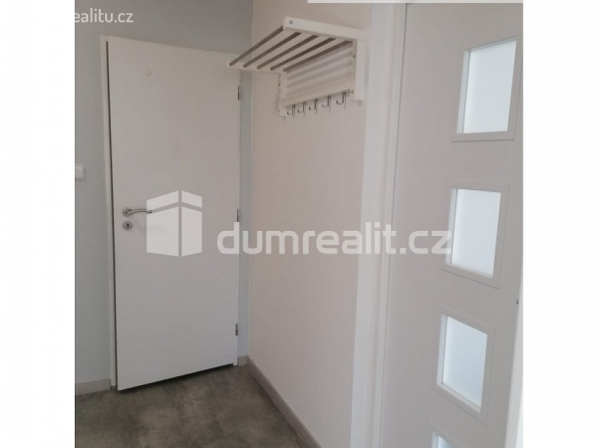 Pronájem bytu 2+1 61 m^2 Janáčkova, Karlovy Vary 