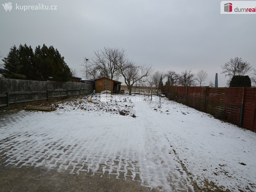 Pronájem  rodinného domu 166 m^2 Úhonická, Jeneč 