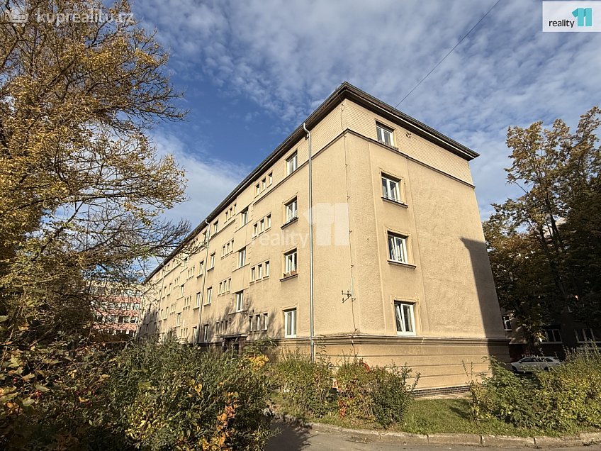 Prodej bytu 3+1 74 m^2 Schwarzova, Plzeň 