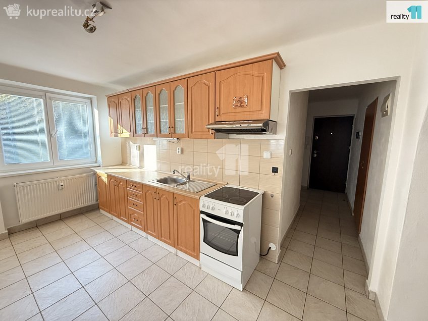 Prodej bytu 3+1 74 m^2 Schwarzova, Plzeň 