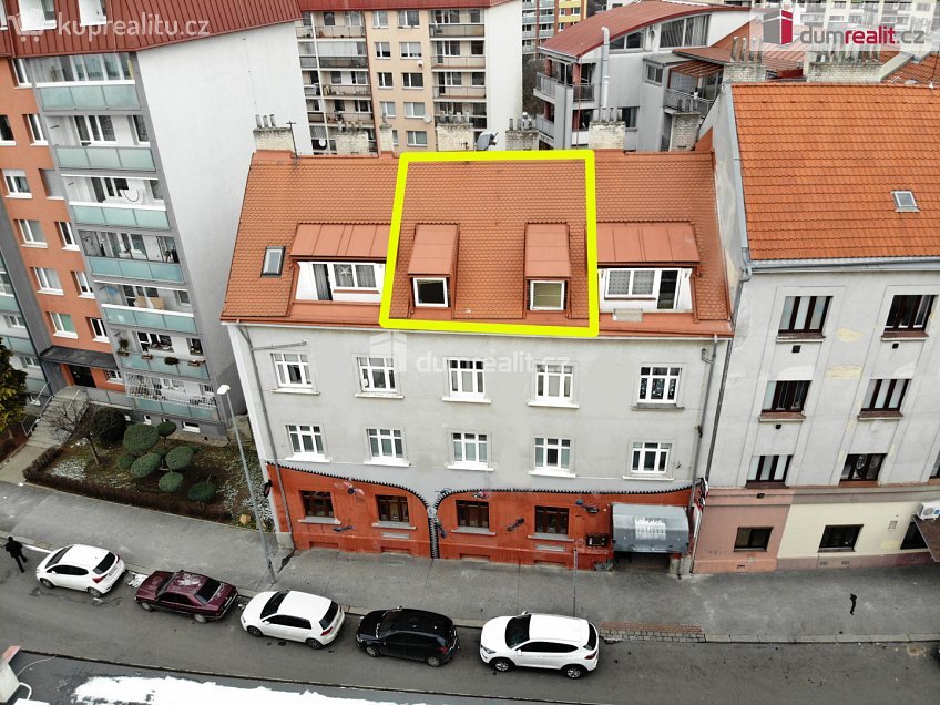 Prodej bytu 2+kk 43 m^2 Srbínská, Praha 10 