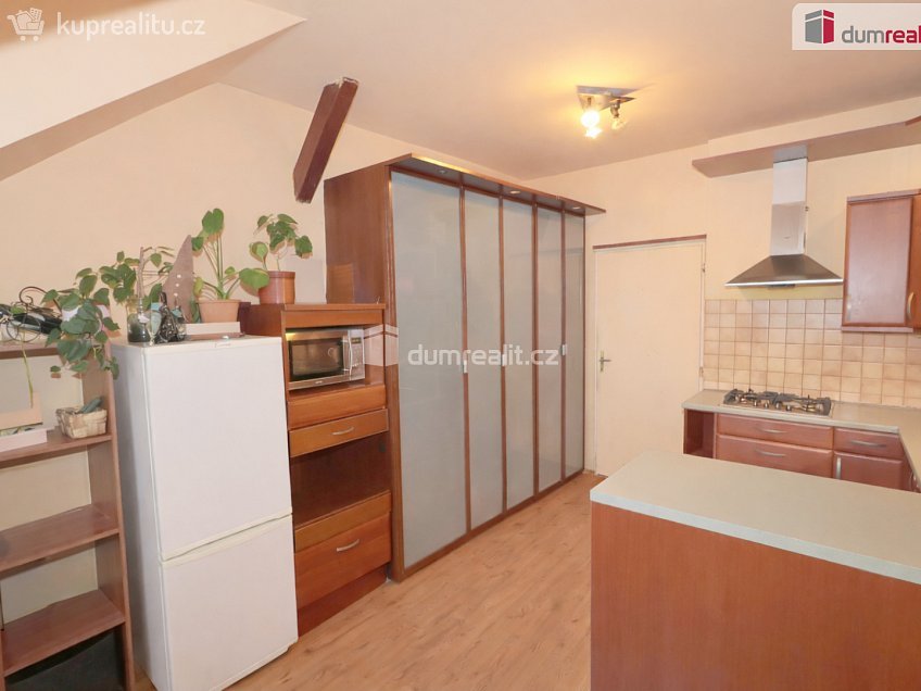 Prodej bytu 2+kk 43 m^2 Srbínská, Praha 10 