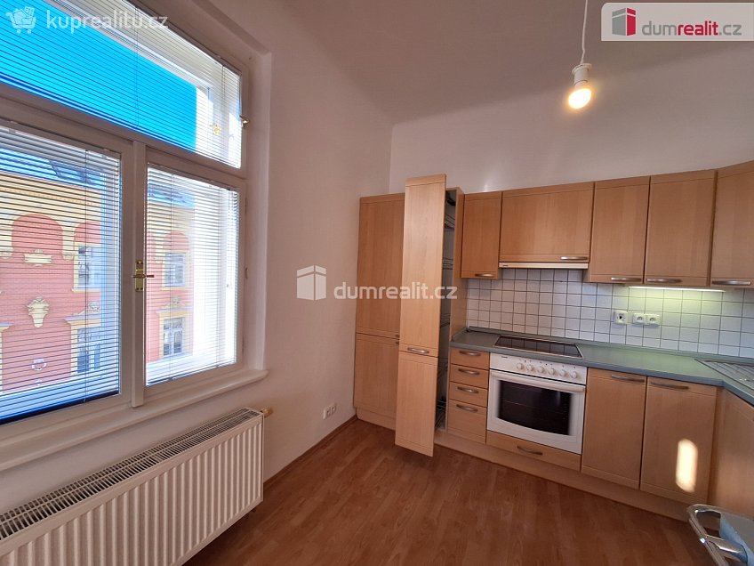 Pronájem bytu 2+kk 61 m^2 Kamenická, Praha 7 