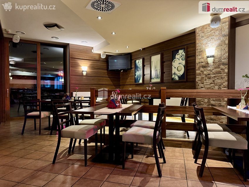 Pronájem  restauračního zařízení 908 m^2 Topolná, Topolná 