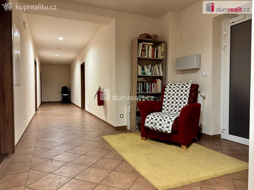 Pronájem  restauračního zařízení 908 m^2 Topolná, Topolná 