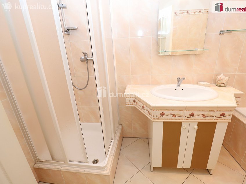 Pronájem bytu 2+kk 60 m^2 Stará Louka, Karlovy Vary 