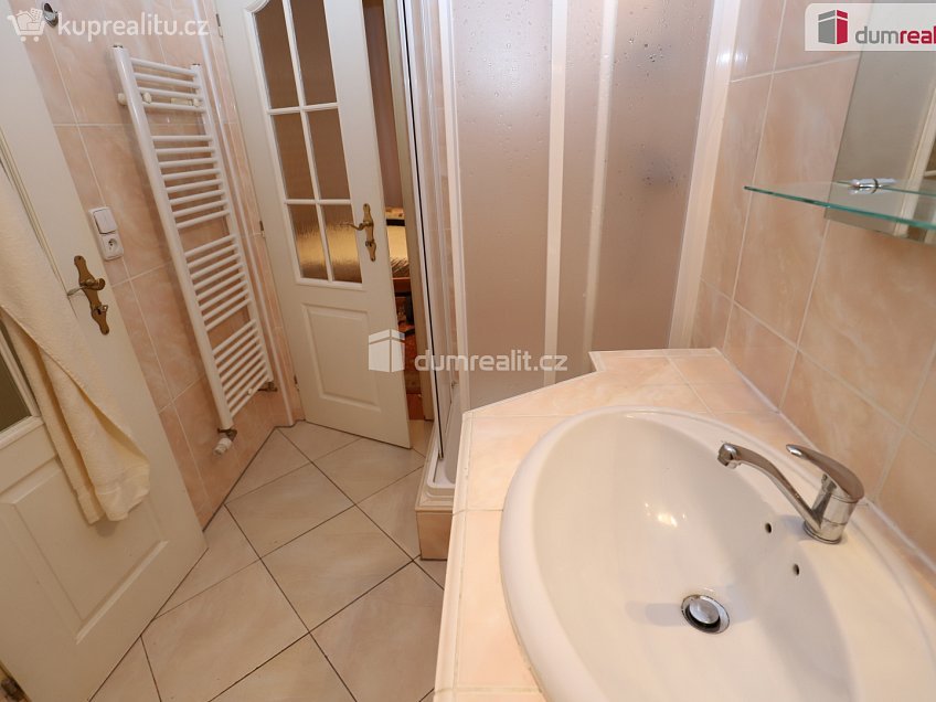 Pronájem bytu 2+kk 60 m^2 Stará Louka, Karlovy Vary 