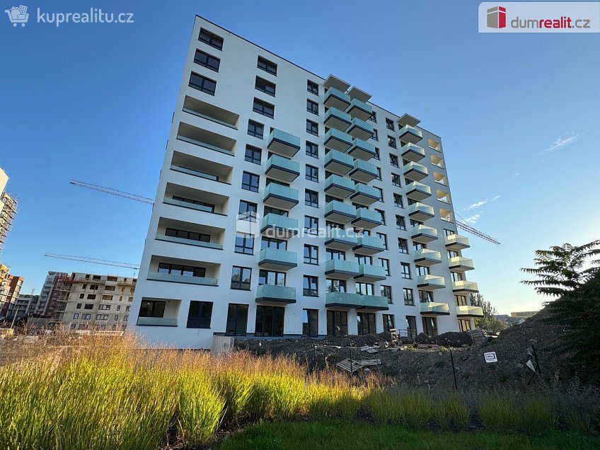 Prodej bytu 2+kk 42 m^2 Pod Harfou, Praha 9 