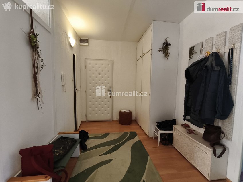 Prodej bytu 2+1 60 m^2 Východní, Karlovy Vary 