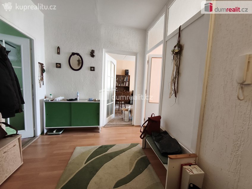 Prodej bytu 2+1 60 m^2 Východní, Karlovy Vary 