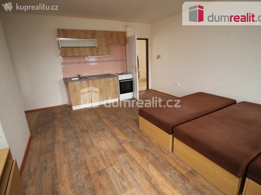 Pronájem bytu 2+kk 65 m^2 Pod Panoramou, Mariánské Lázně 