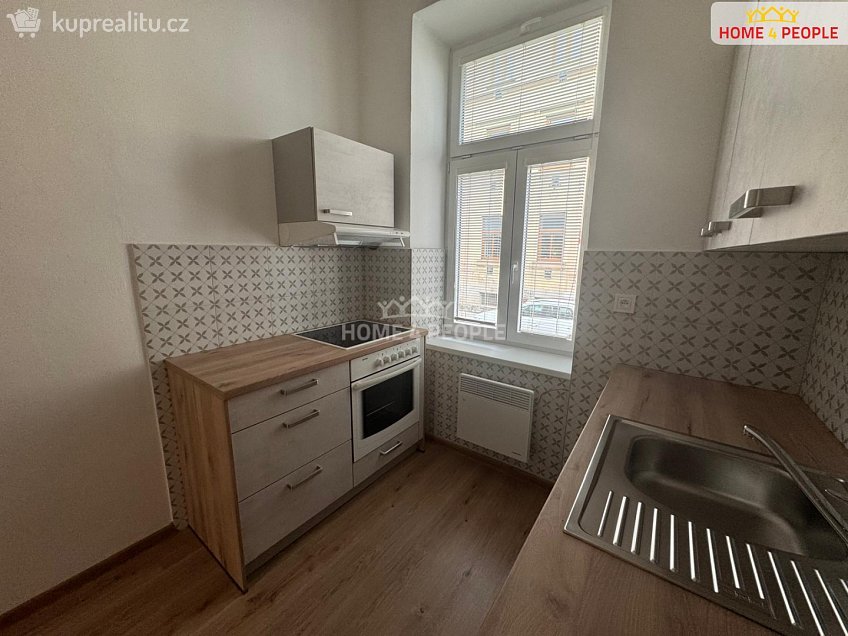 Pronájem bytu 1+1 40 m^2 Štítného, České Budějovice 
