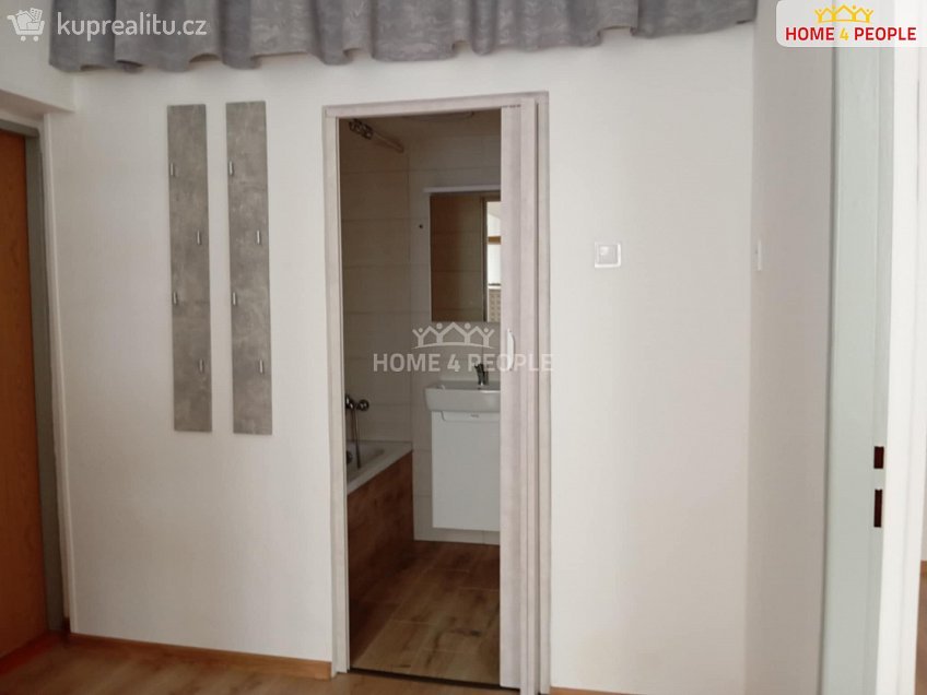 Pronájem bytu 1+1 40 m^2 Štítného, České Budějovice 