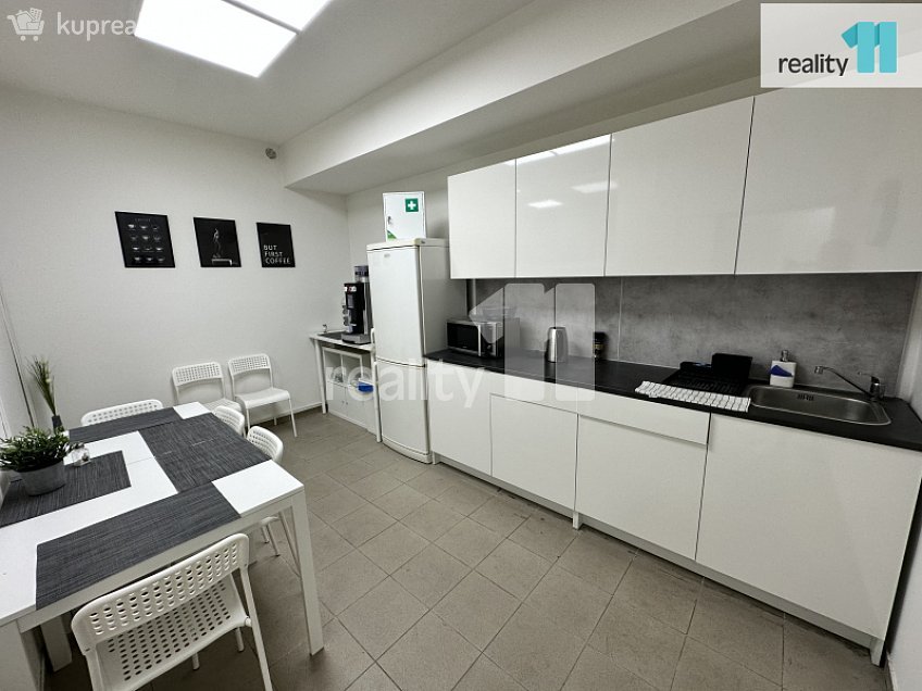 Prodej  ubytovacího zařízení 844 m^2 Sokolská, Česká Lípa 