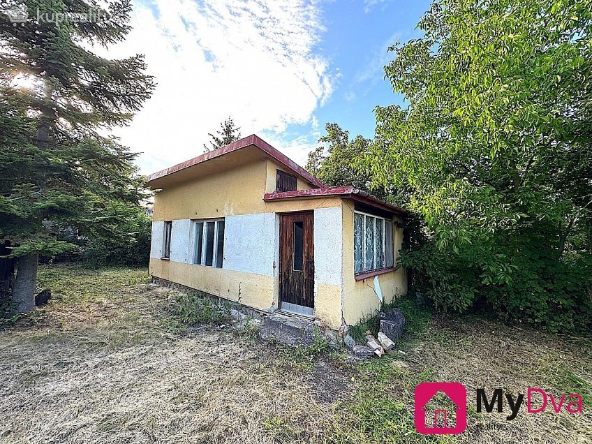 Prodej  stavebního pozemku 1465 m^2 Znojmo, Znojmo 