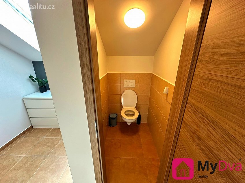 Prodej bytu 3+kk 77 m^2 Staré vinice, Znojmo 