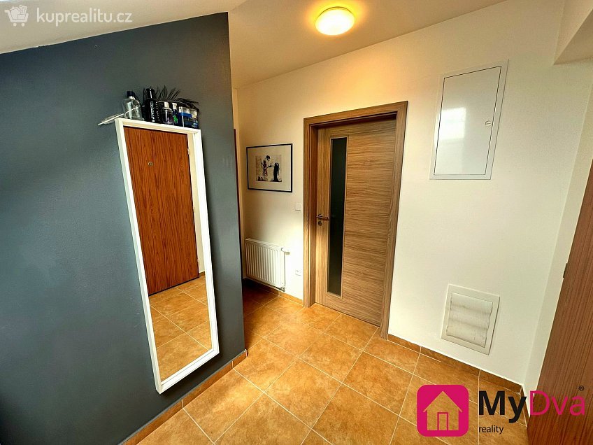 Prodej bytu 3+kk 77 m^2 Staré vinice, Znojmo 