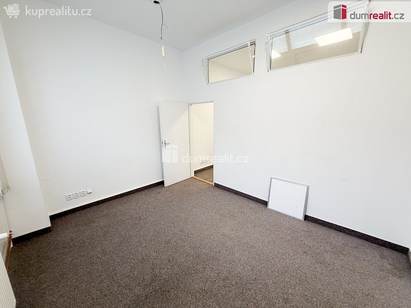 Pronájem  kanceláře 23 m^2 Vodičkova, Praha 2 