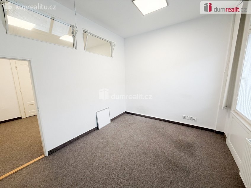 Pronájem  kanceláře 23 m^2 Vodičkova, Praha 2 