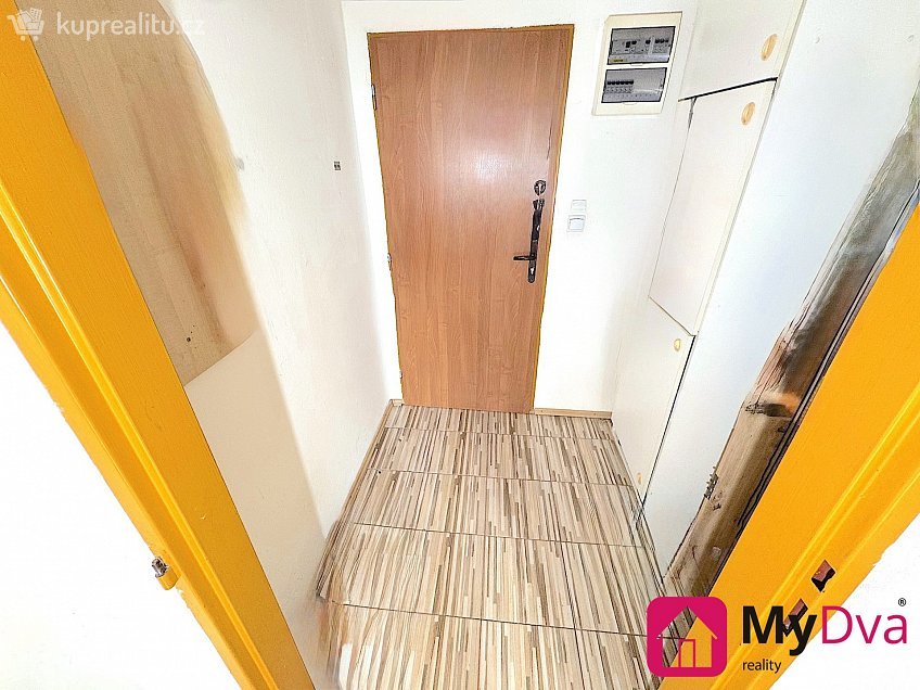 Pronájem bytu 1+kk 28 m^2 Cihlářská, Znojmo 