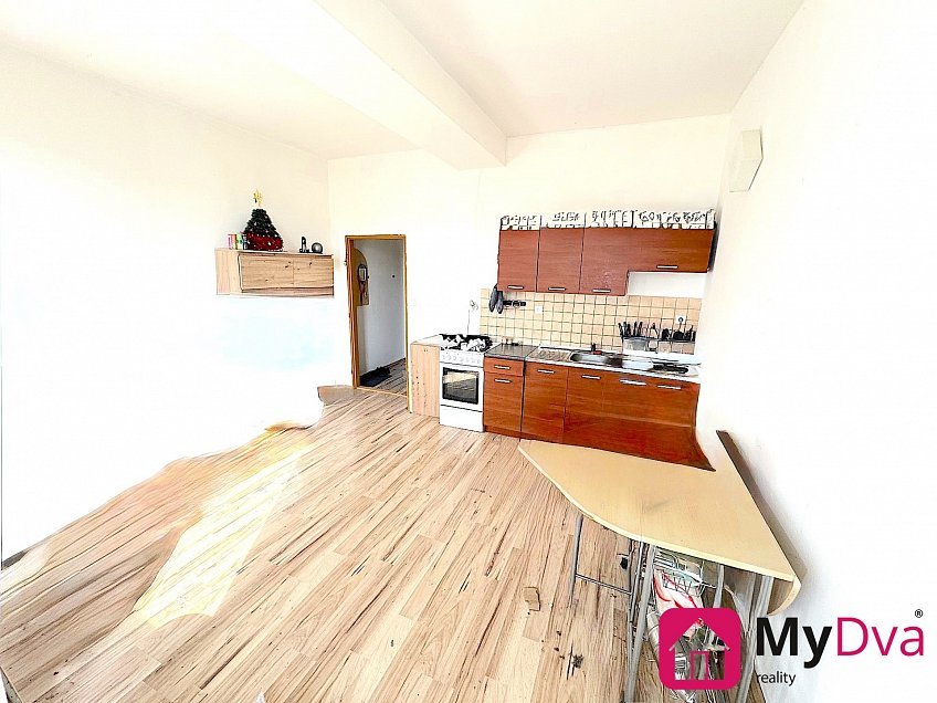 Pronájem bytu 1+kk 28 m^2 Cihlářská, Znojmo 