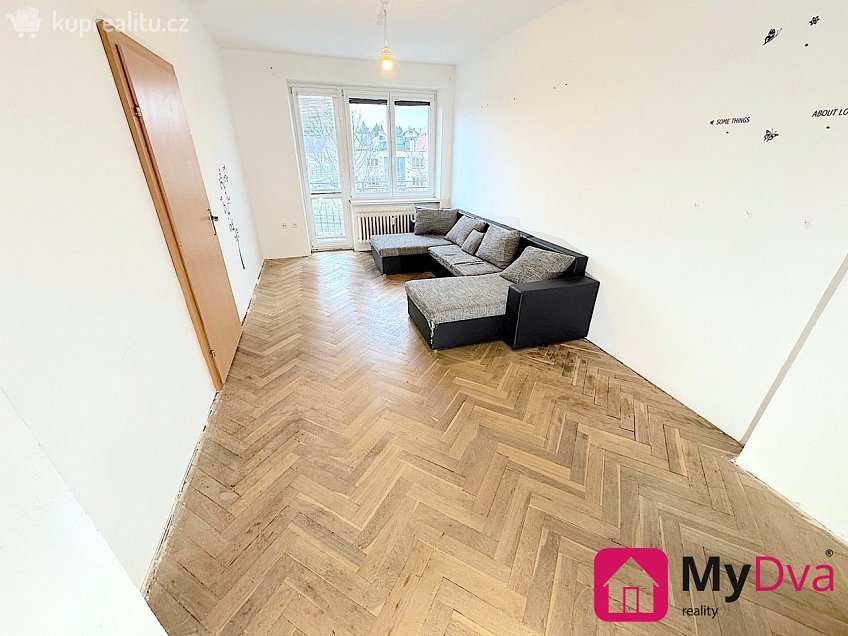 Pronájem bytu 3+1 67 m^2 Pražská sídl., Znojmo 