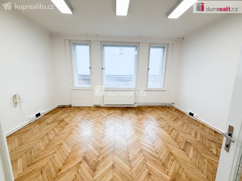 Pronájem  kanceláře 35 m^2 Vodičkova, Praha 1 