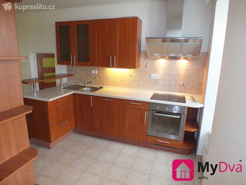 Pronájem bytu 2+kk 55 m^2 Na Kopečku, Znojmo 