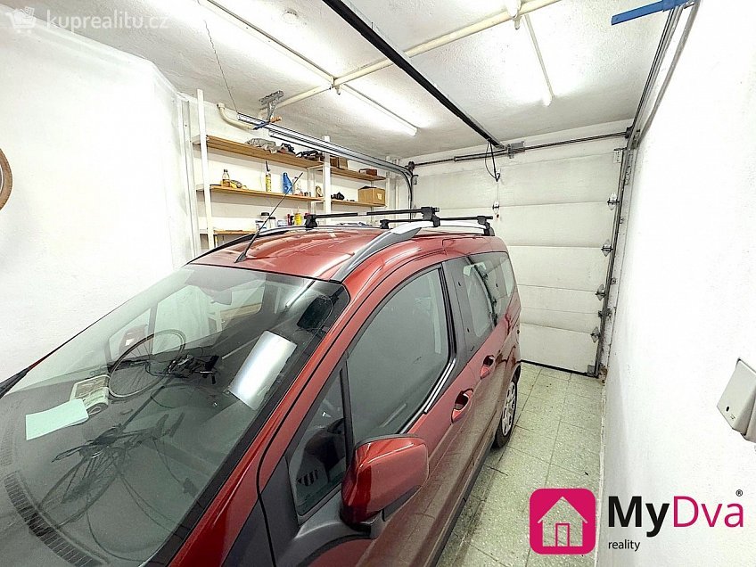 Pronájem  rodinného domu 280 m^2 Znojemská, Nový Šaldorf-Sedlešovice 