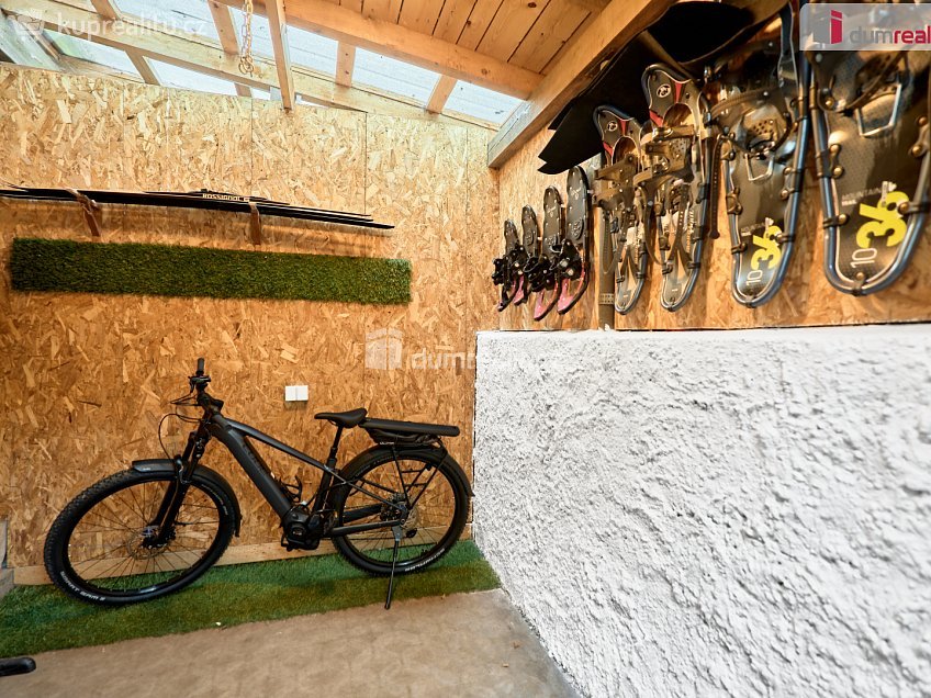 Prodej  ubytovacího zařízení 1526 m^2 Jáchymov, Jáchymov 